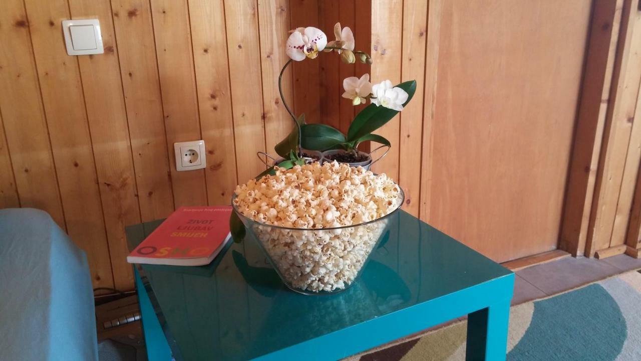 Apartman Joy Нин Екстериор снимка