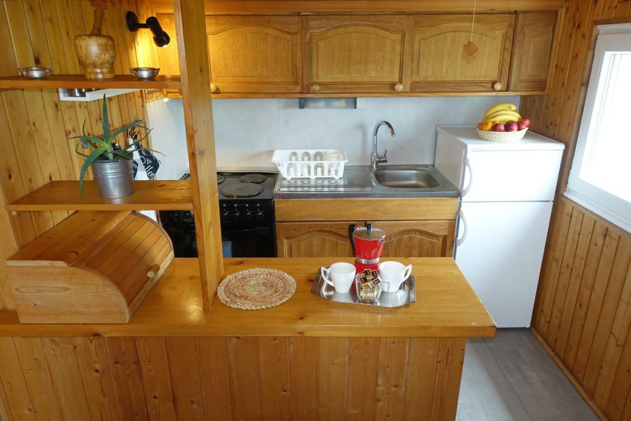 Apartman Joy Нин Екстериор снимка